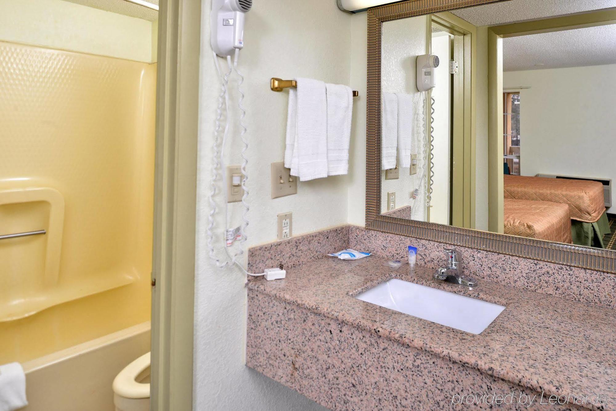 Americas Best Value Inn Anderson Sc Екстериор снимка